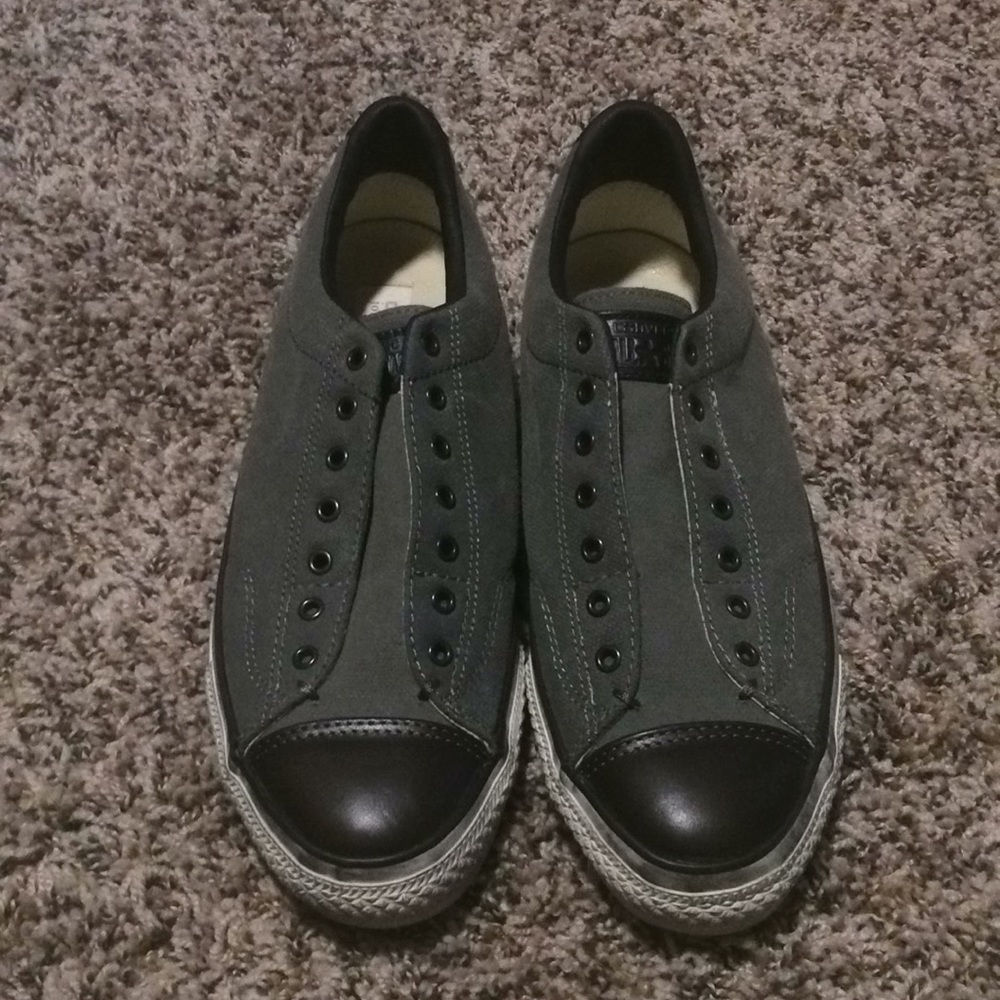 John Varvatos Converse slip on/ tie low top shoes